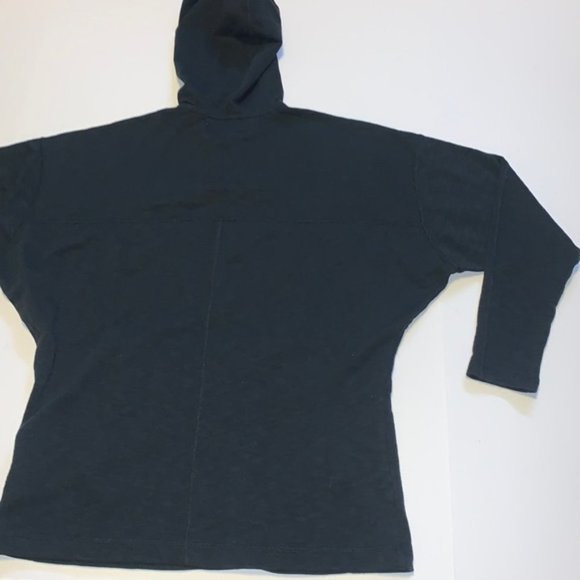 MEC Mountain Equipment Coop Cropped Black Batwing Hoodie - Women’s Size S - Picture 5 of 7